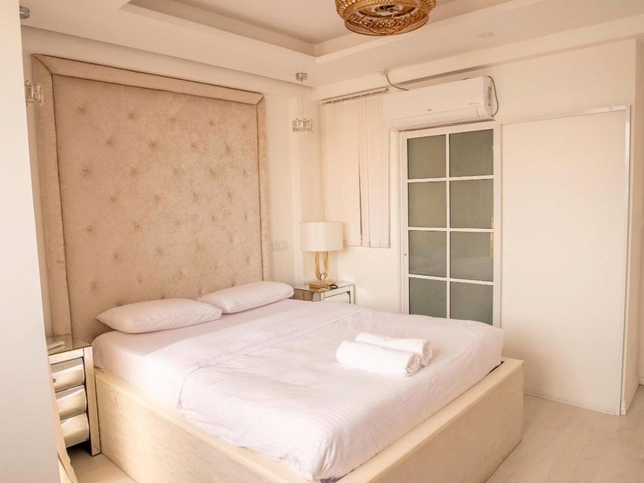 Beachfront Seaview Apartment マレ エクステリア 写真